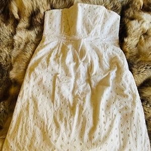 Pretty ivory eyelet Lilly Pulitzer summer sundress Size 8
